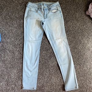 American Eagle Light Wash Jeans